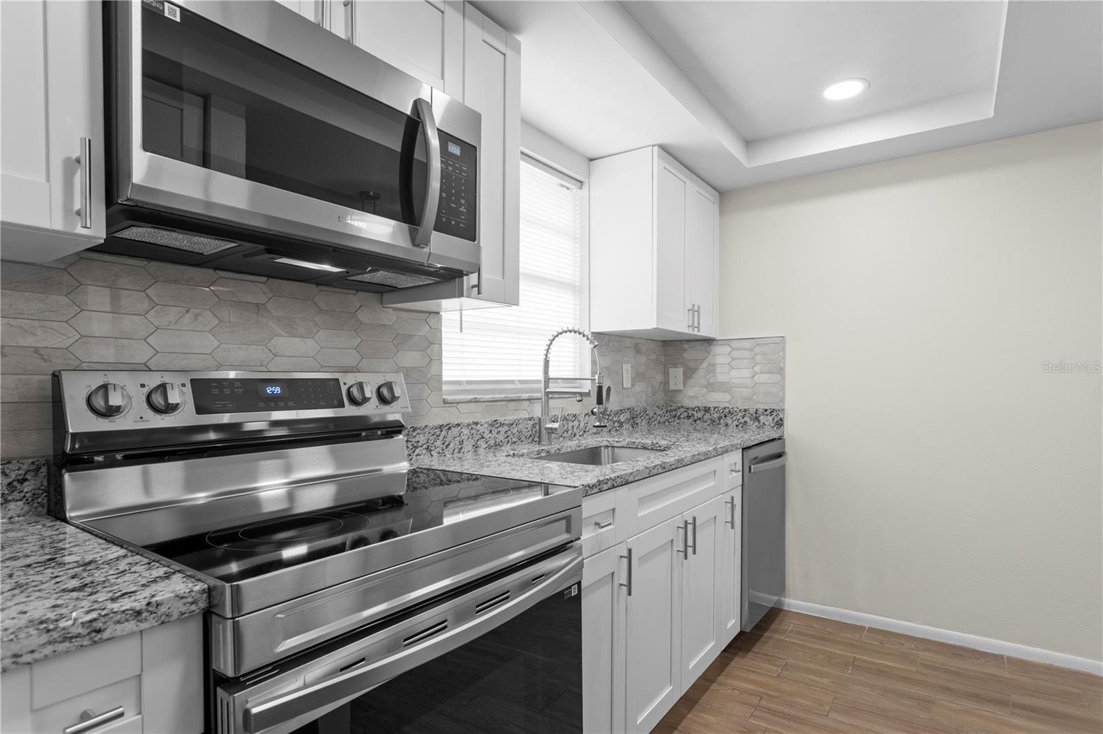 LOWELL VILLAGE - Residential Lease