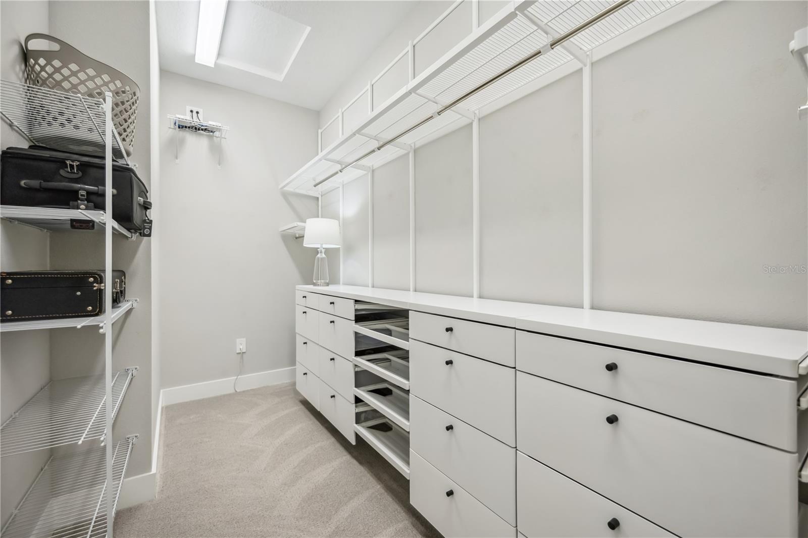 LAKEHOUSE COVE AT WATERSIDE PH 3 - Residential