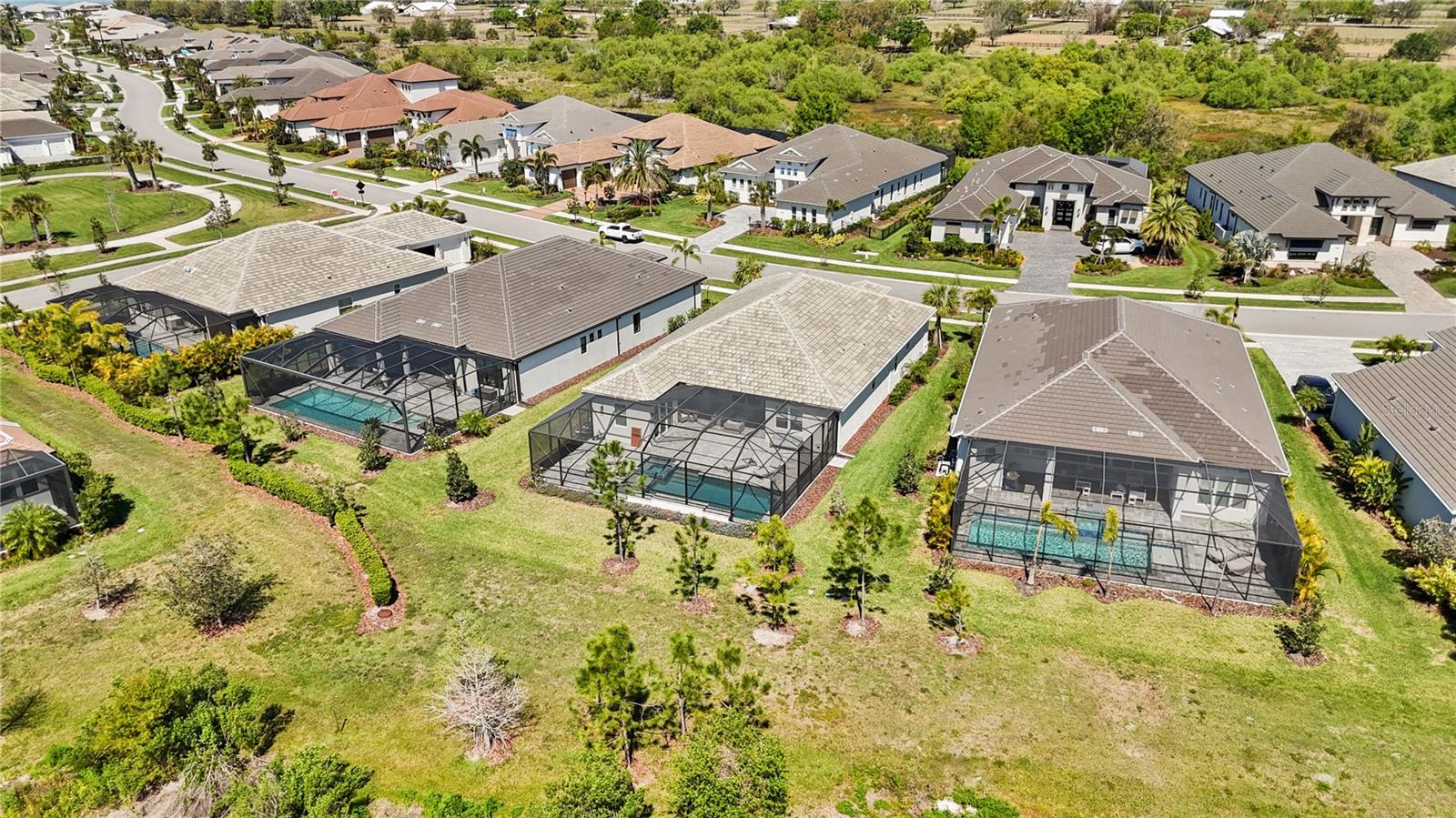 LAKEHOUSE COVE AT WATERSIDE PH 3 - Residential