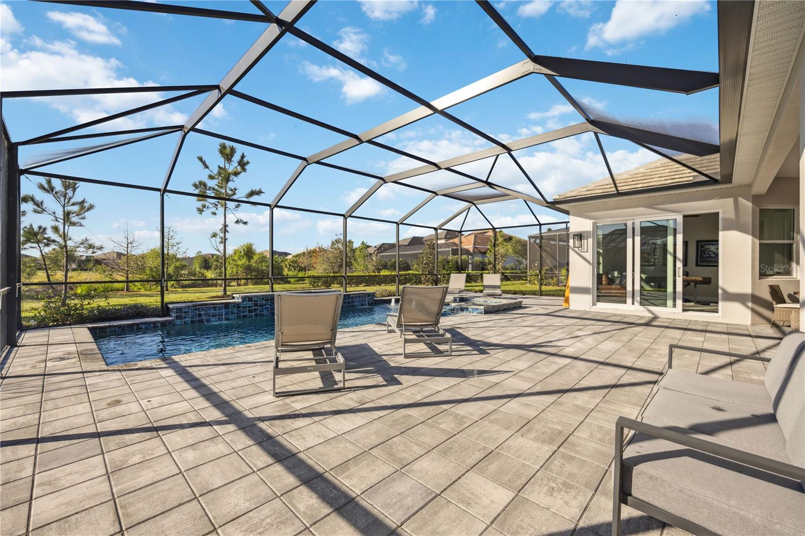 LAKEHOUSE COVE AT WATERSIDE PH 3 - Residential