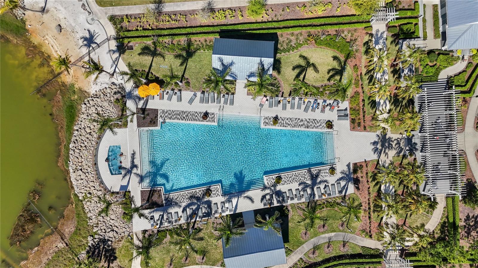 LAKEHOUSE COVE AT WATERSIDE PH 3 - Residential