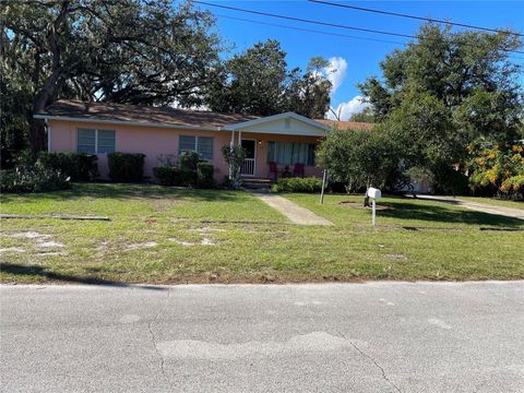 A home in HOLLY HILL