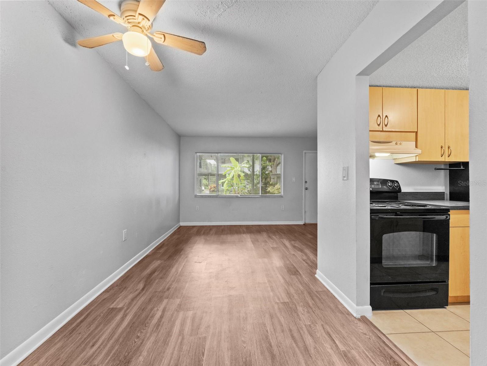 PARKLANE CONDO - Commercial Sale