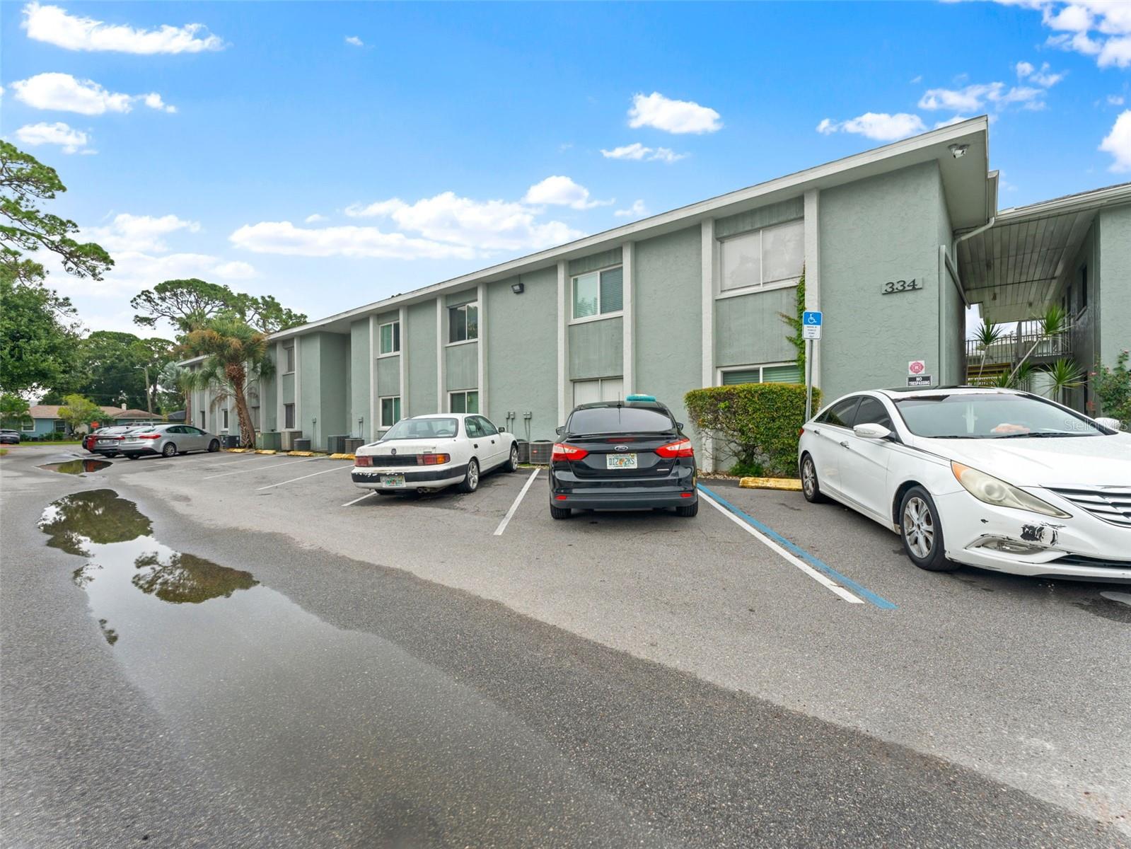 PARKLANE CONDO - Commercial Sale