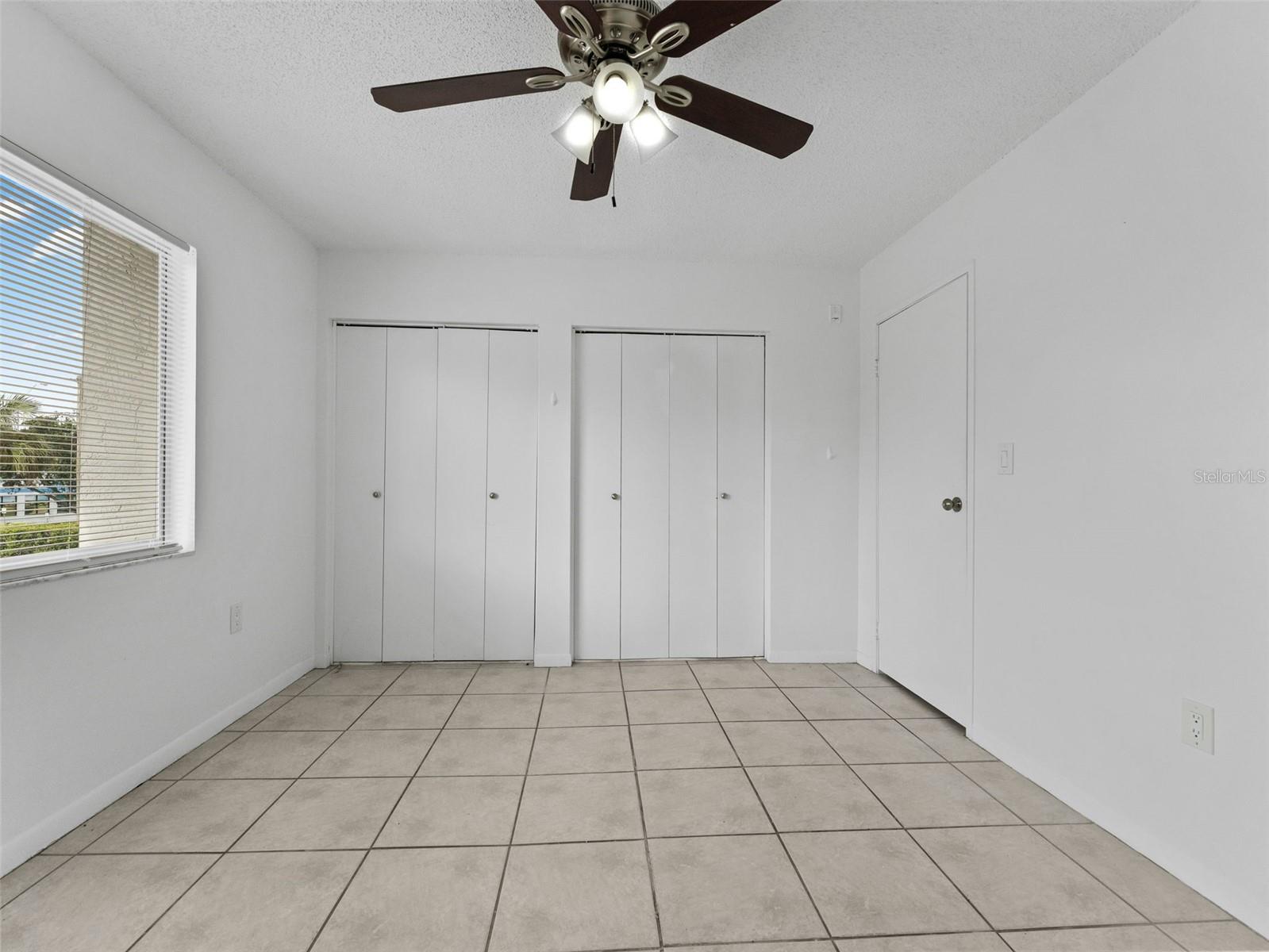 PARKLANE CONDO - Commercial Sale