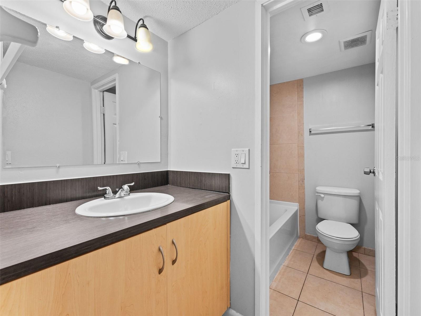 PARKLANE CONDO - Commercial Sale