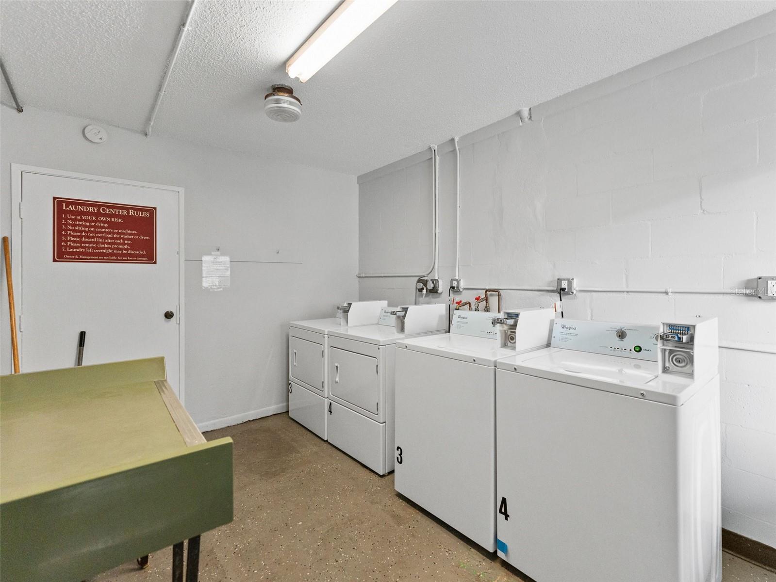 PARKLANE CONDO - Commercial Sale