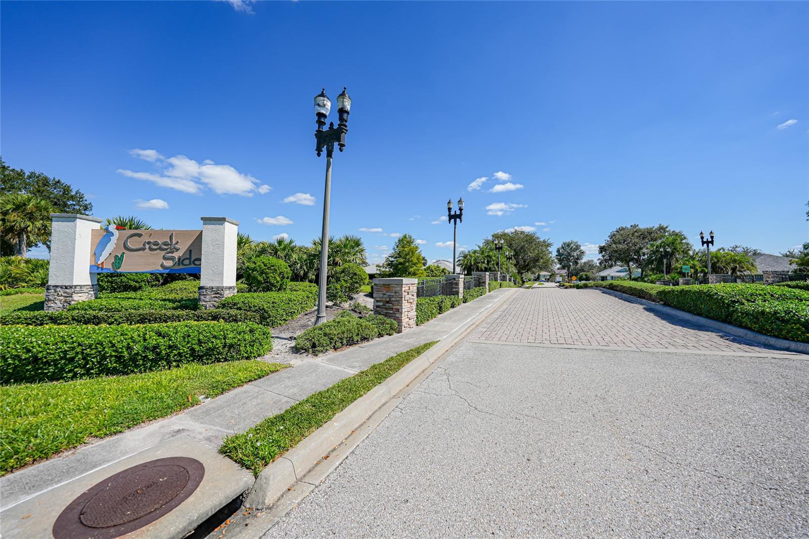 CREEKSIDE - Residential