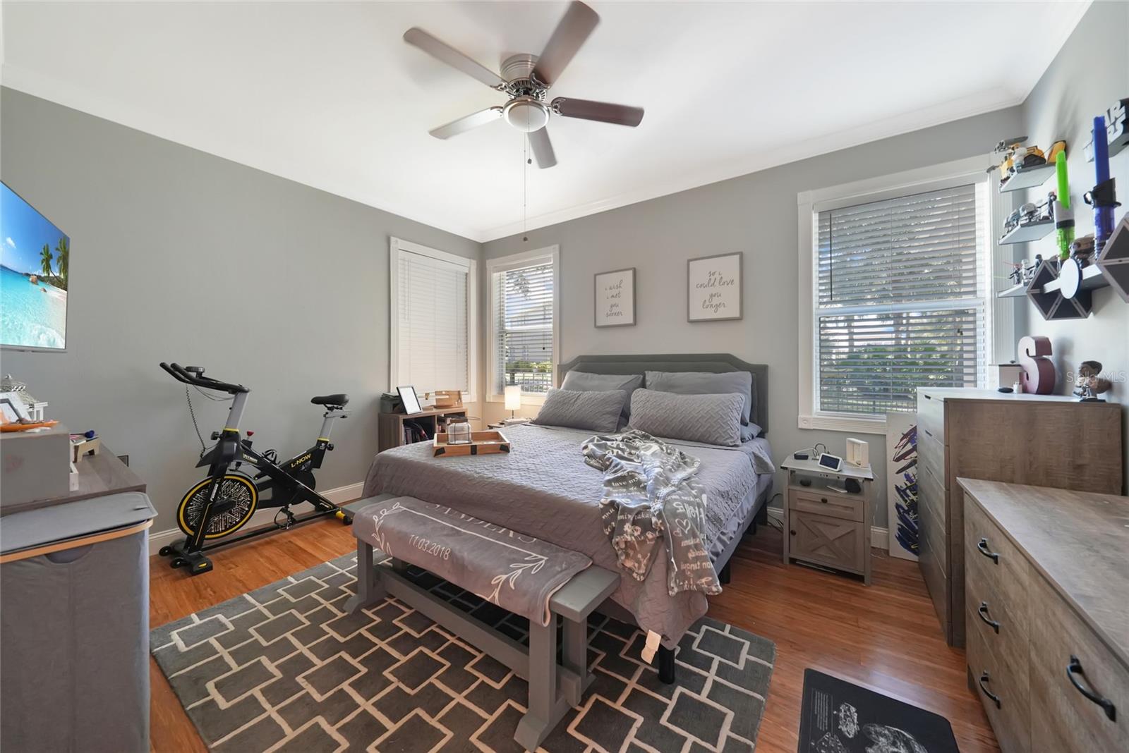 CREEKSIDE - Residential