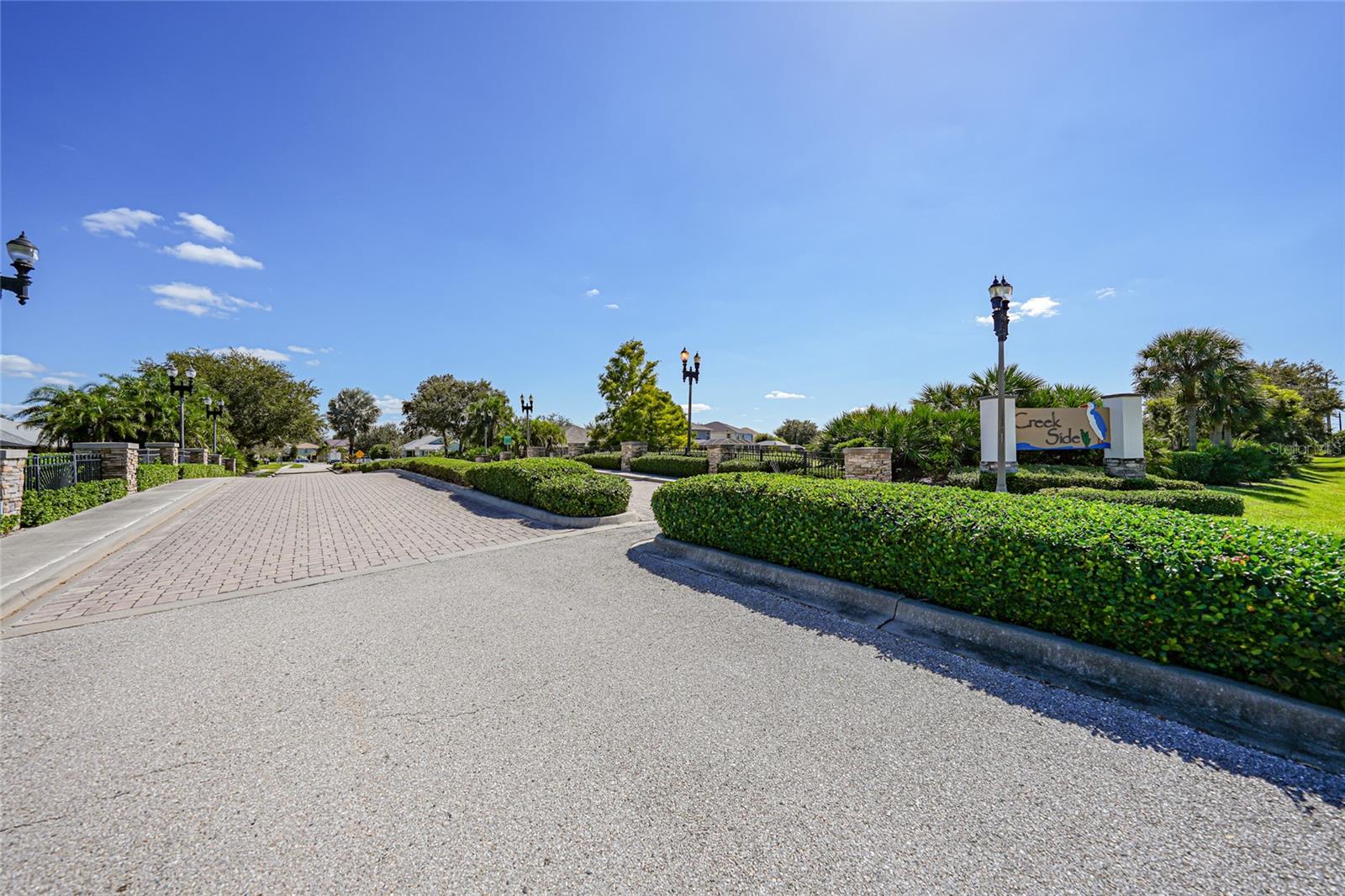 CREEKSIDE - Residential