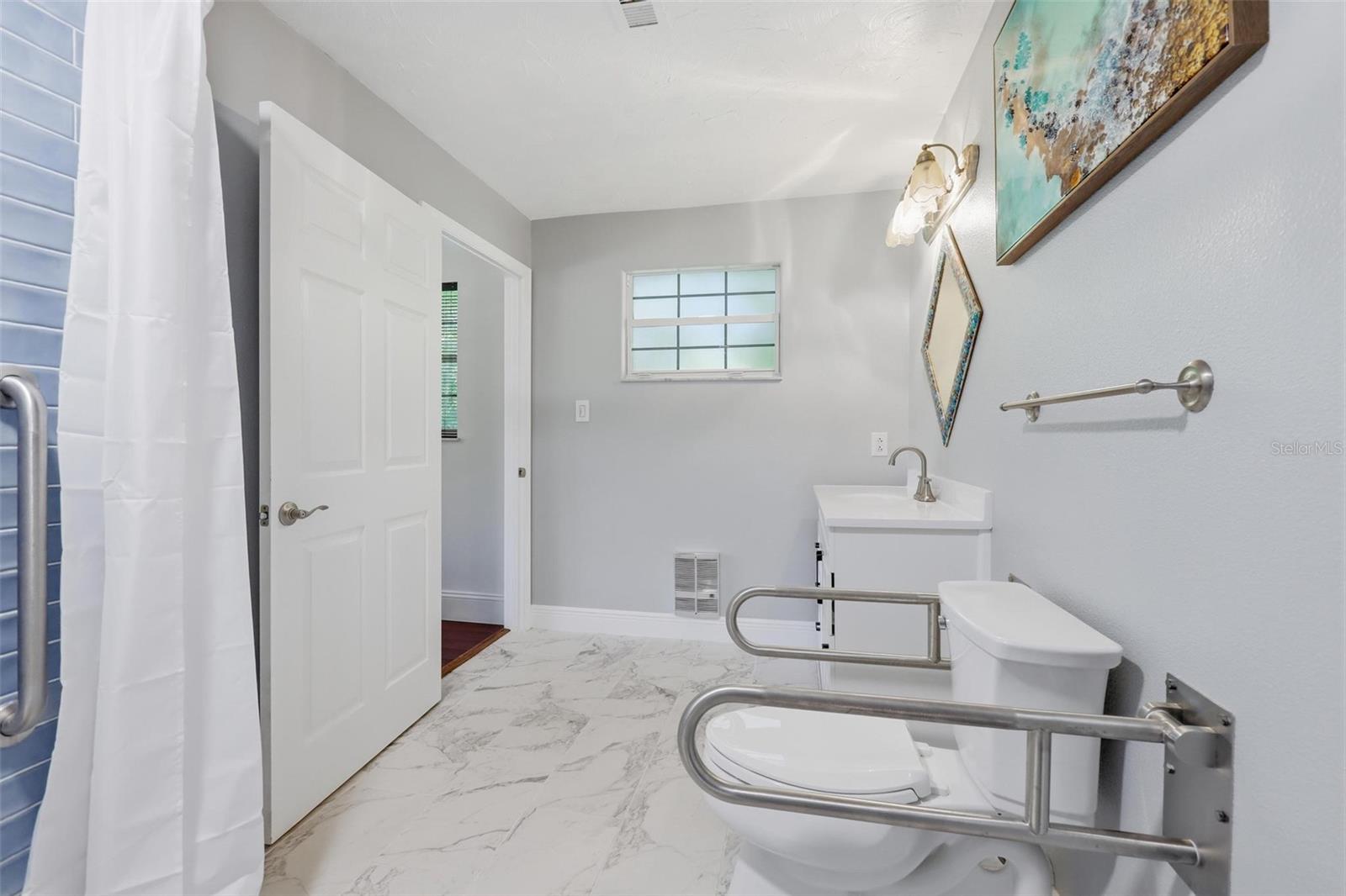 NO SUBDIVISION - Residential