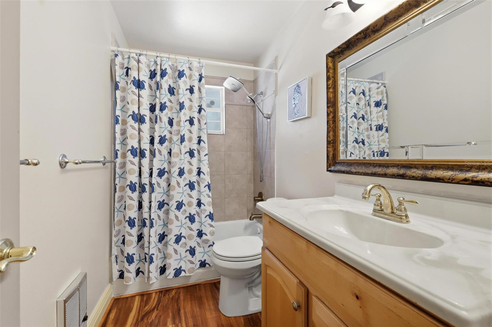 NO SUBDIVISION - Residential