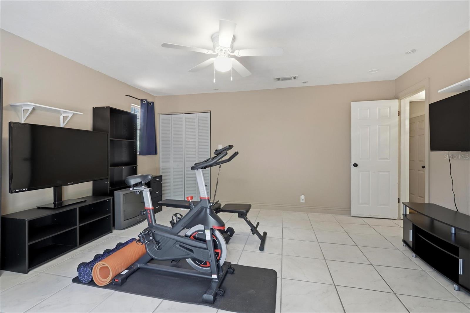 NO SUBDIVISION - Residential