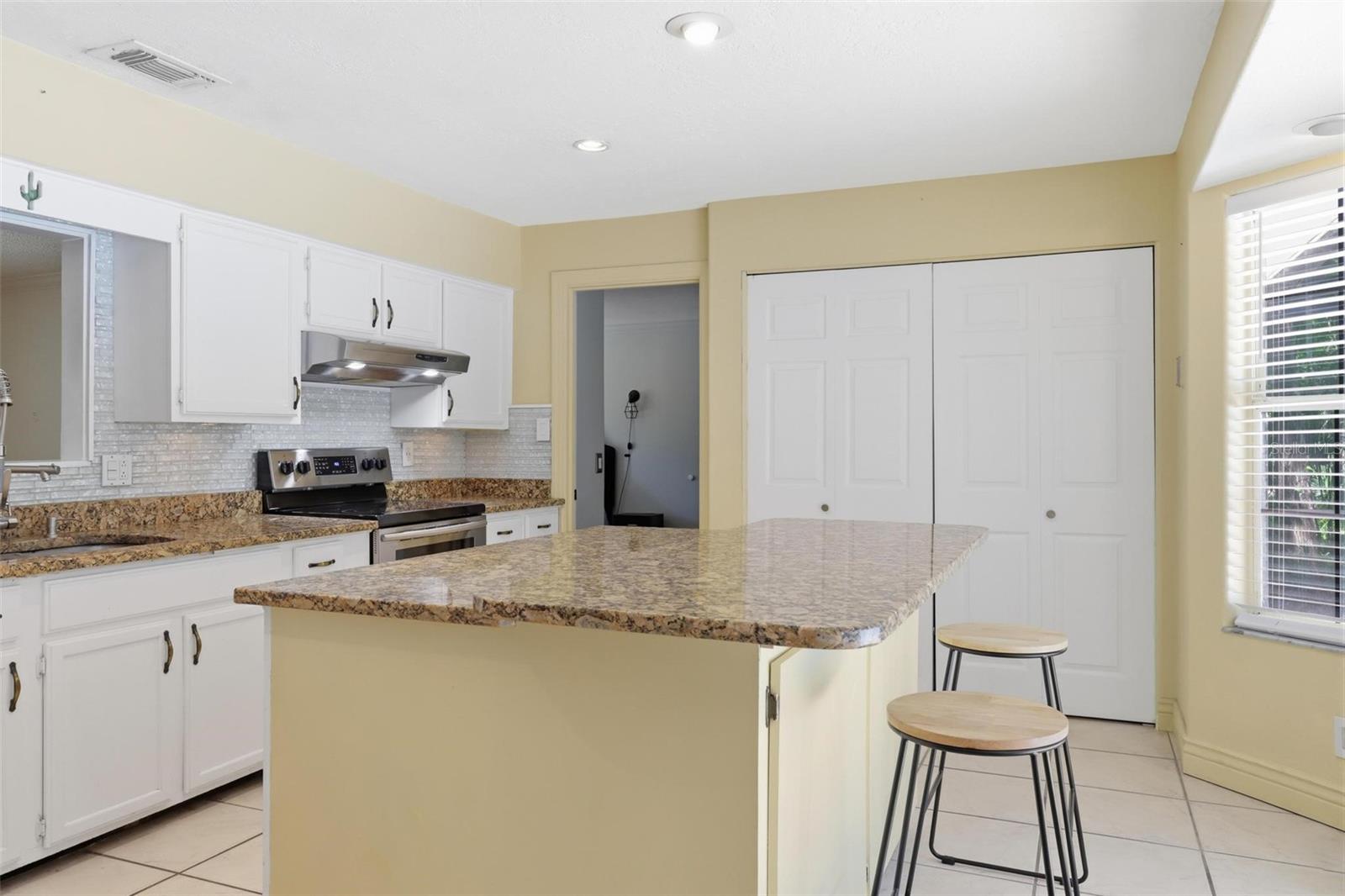 NO SUBDIVISION - Residential