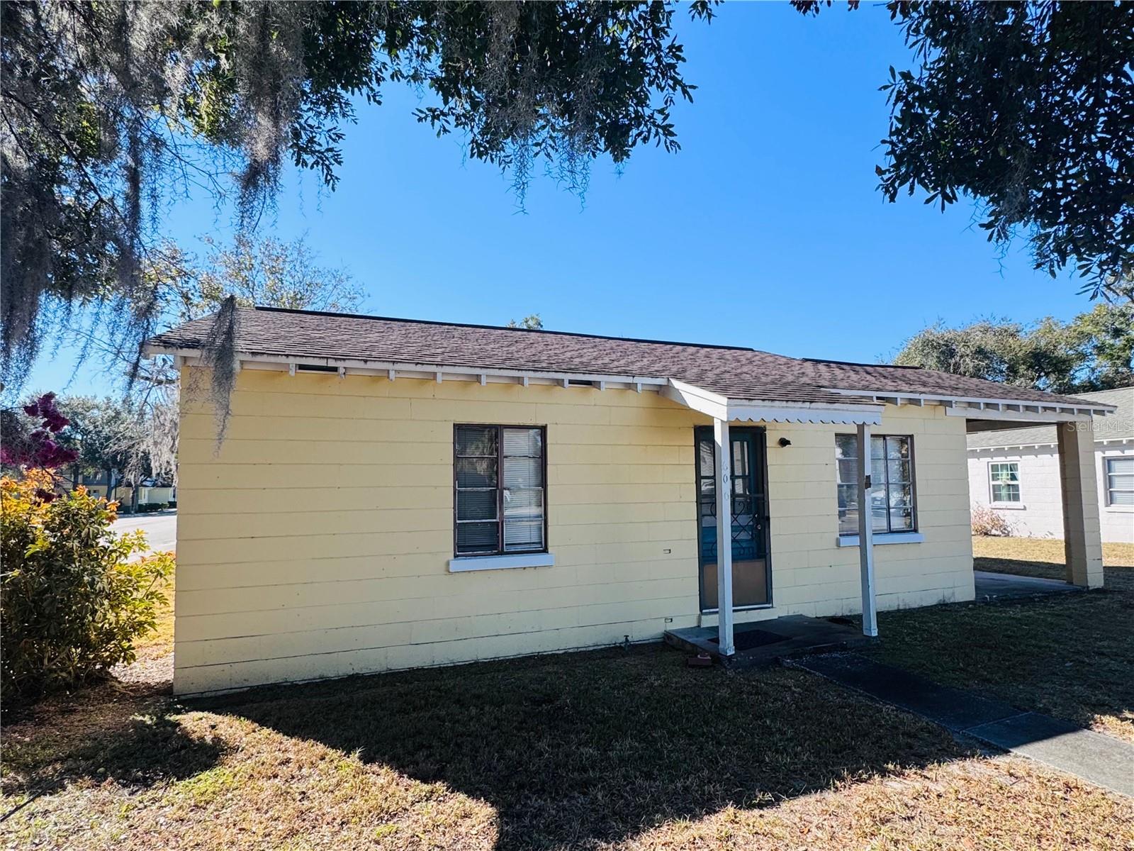 600 W WEBSTER AVENUE