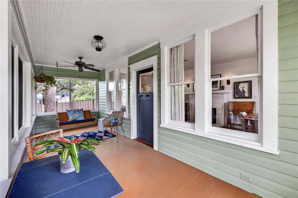Photo of 1800 Carlton Drive, Orlando, FL 32806 (MLS # O6415712)