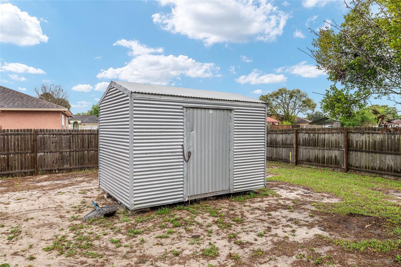 SILVER SPGS SHORES UN 28 - Residential