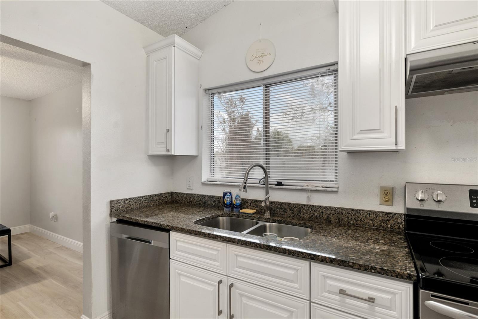 SILVER SPGS SHORES UN 28 - Residential