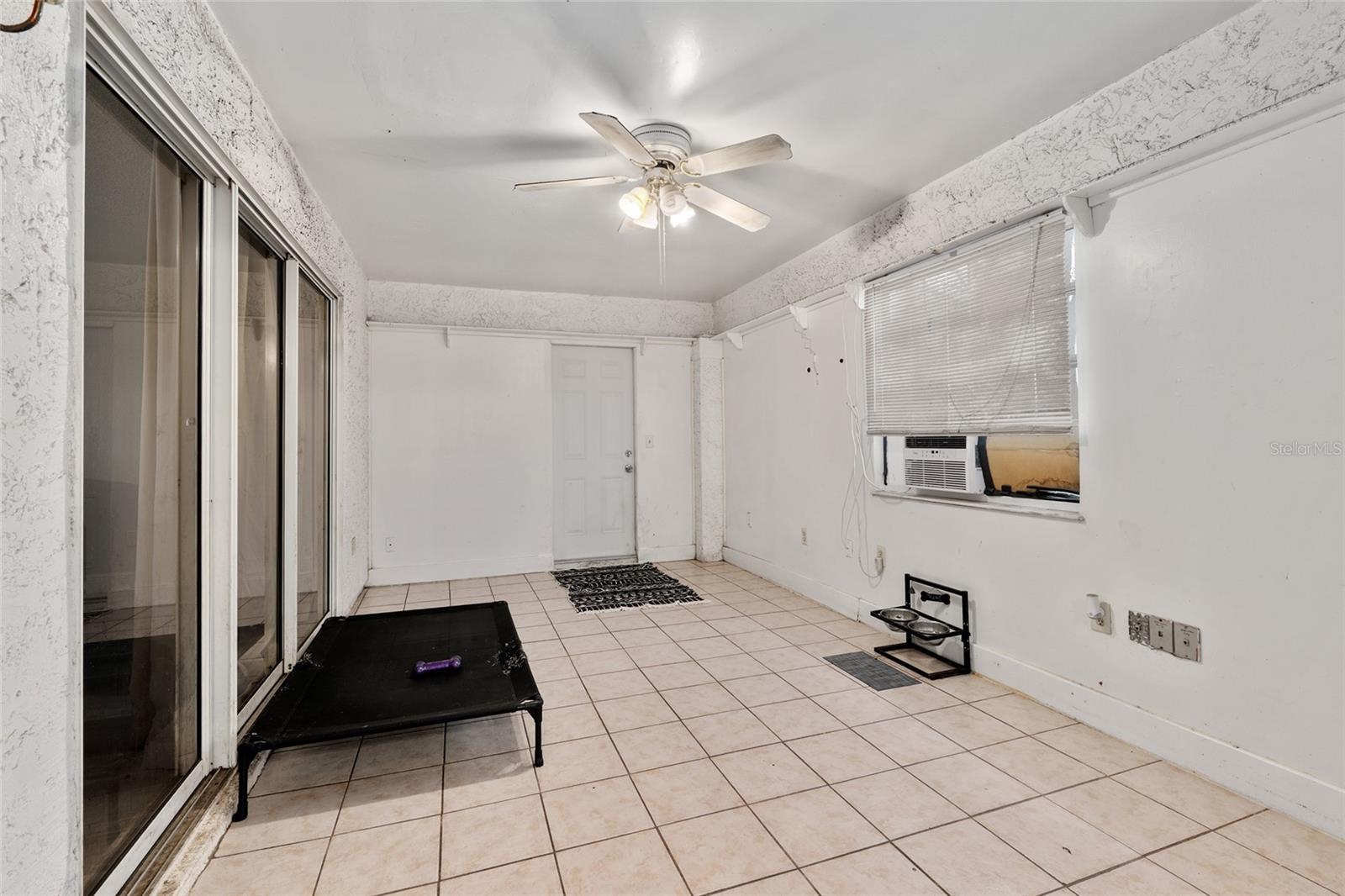 SILVER SPGS SHORES UN 28 - Residential