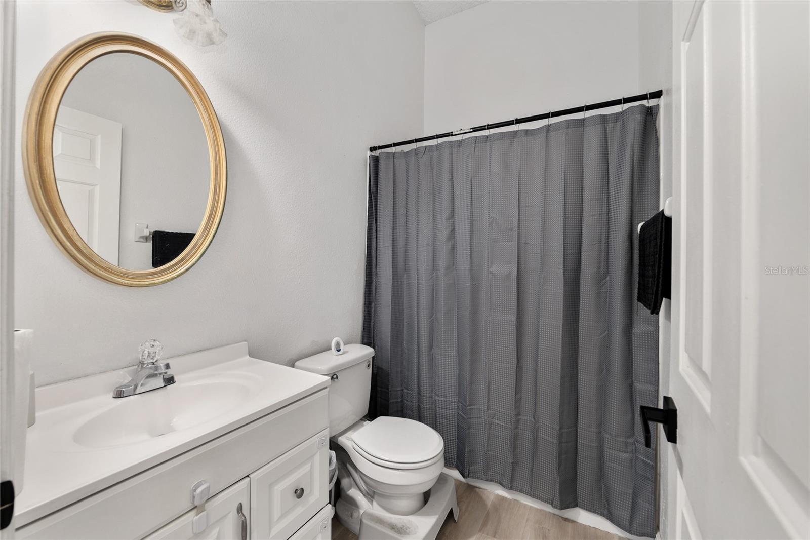 SILVER SPGS SHORES UN 28 - Residential