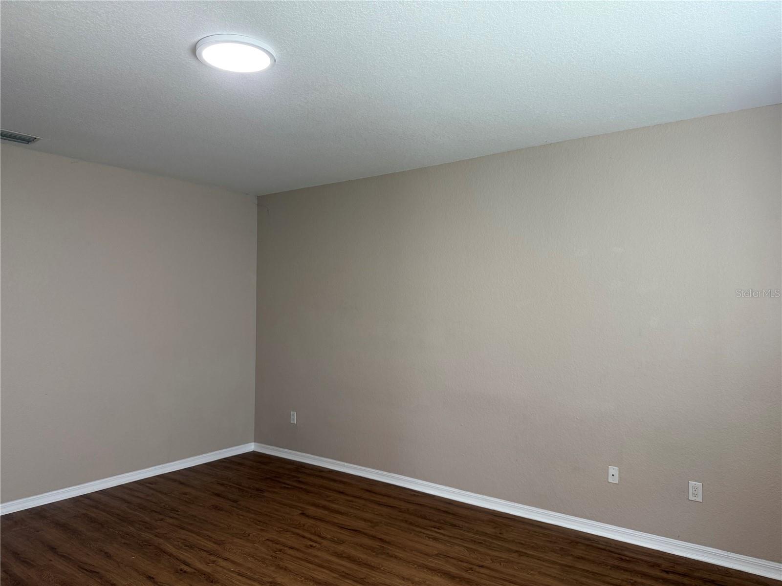 HEATHER LAKES UNIT XII - Residential Lease