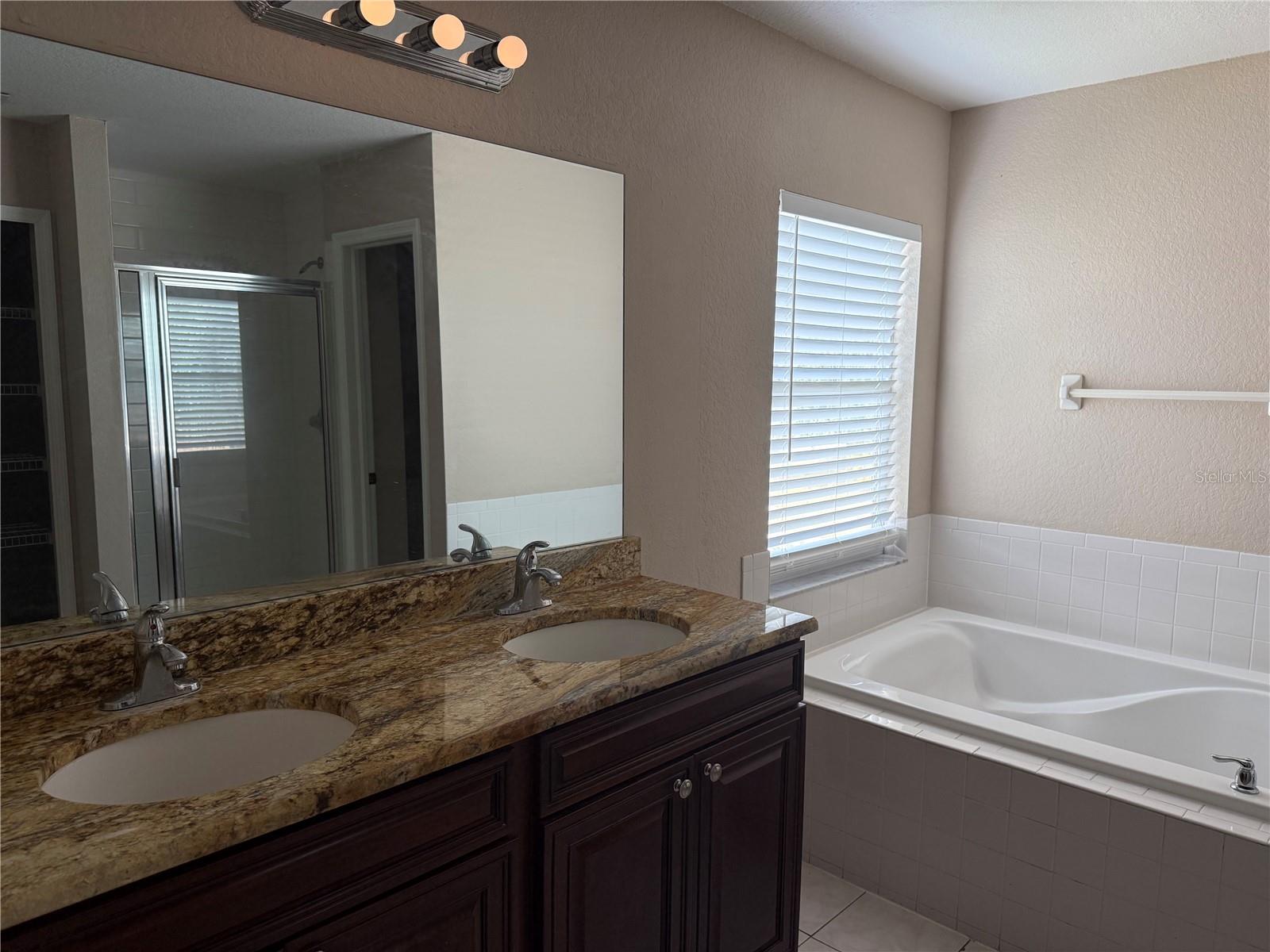 HEATHER LAKES UNIT XII - Residential Lease