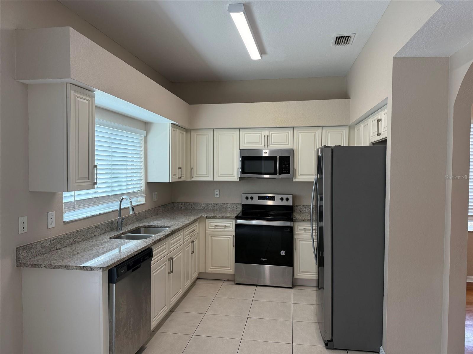 HEATHER LAKES UNIT XII - Residential Lease