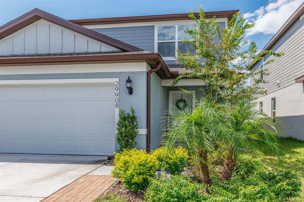 Photo of 29908 Marquette Avenue, Wesley Chapel, FL 33545 (MLS # OM730031)