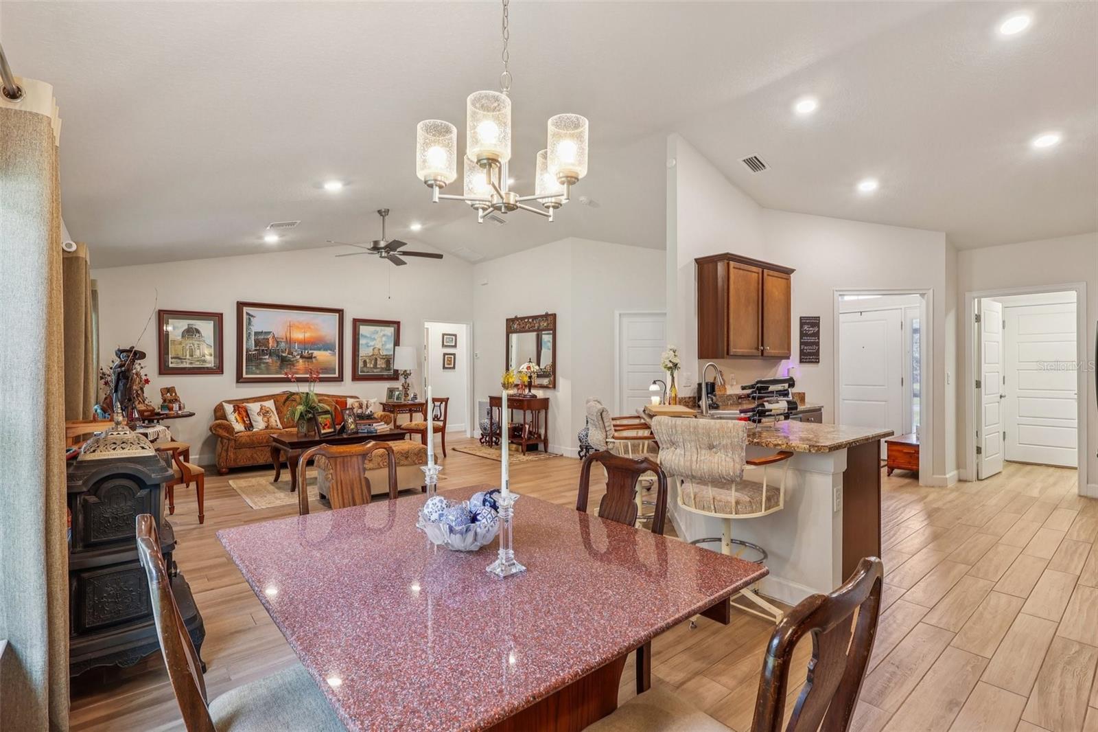 FRUITLAND PARK CHELSEAS RUN - Residential