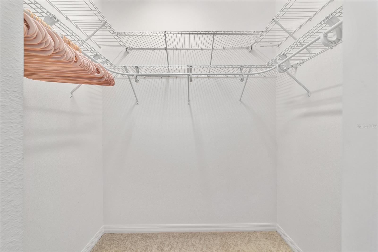 ON TOP OF THE WORLD - Residential