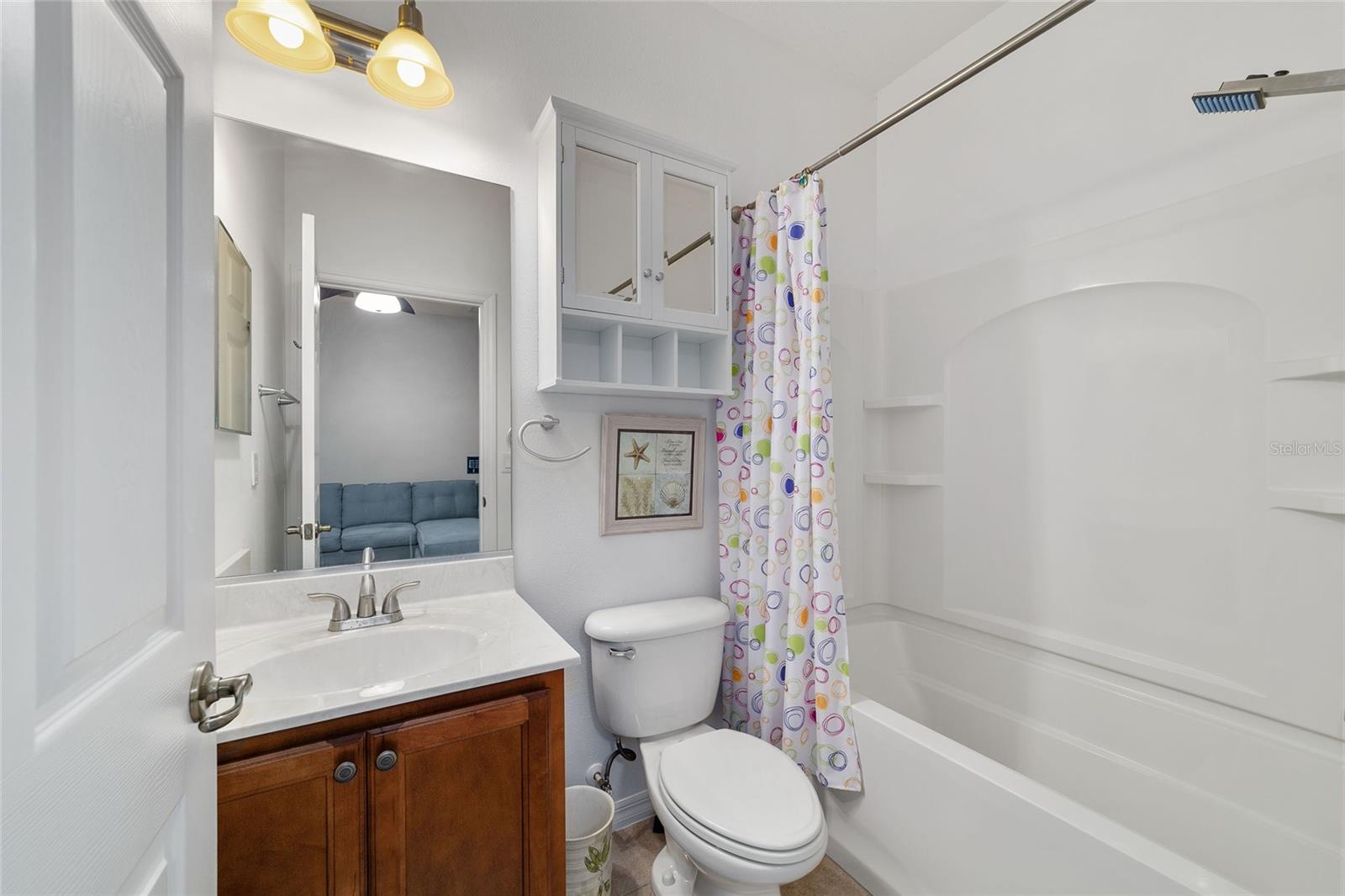 ON TOP OF THE WORLD - Residential