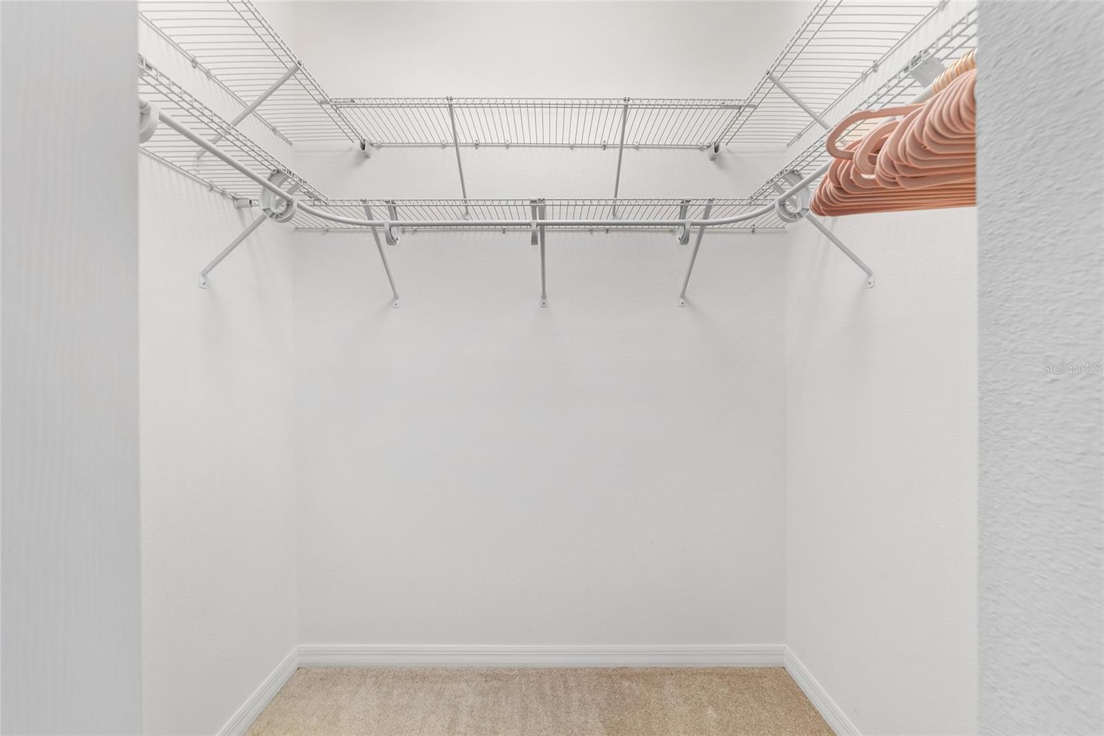 ON TOP OF THE WORLD - Residential