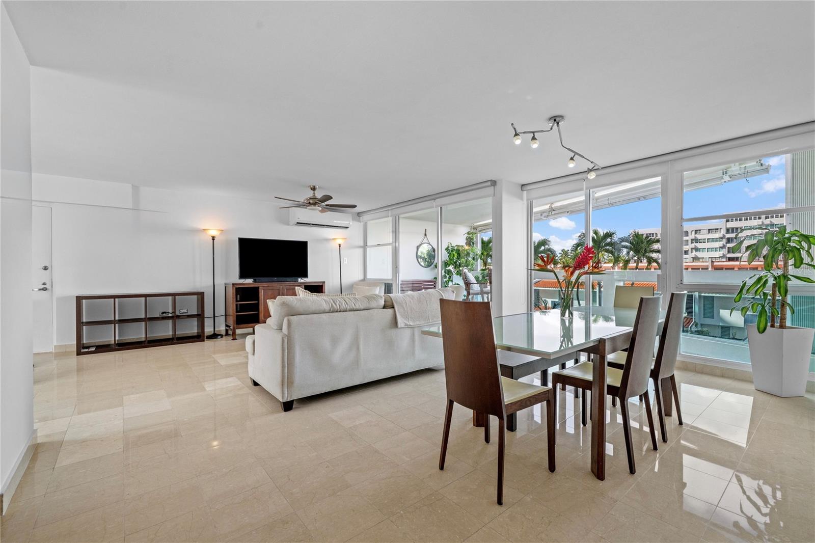 ISLA VERDE - Residential