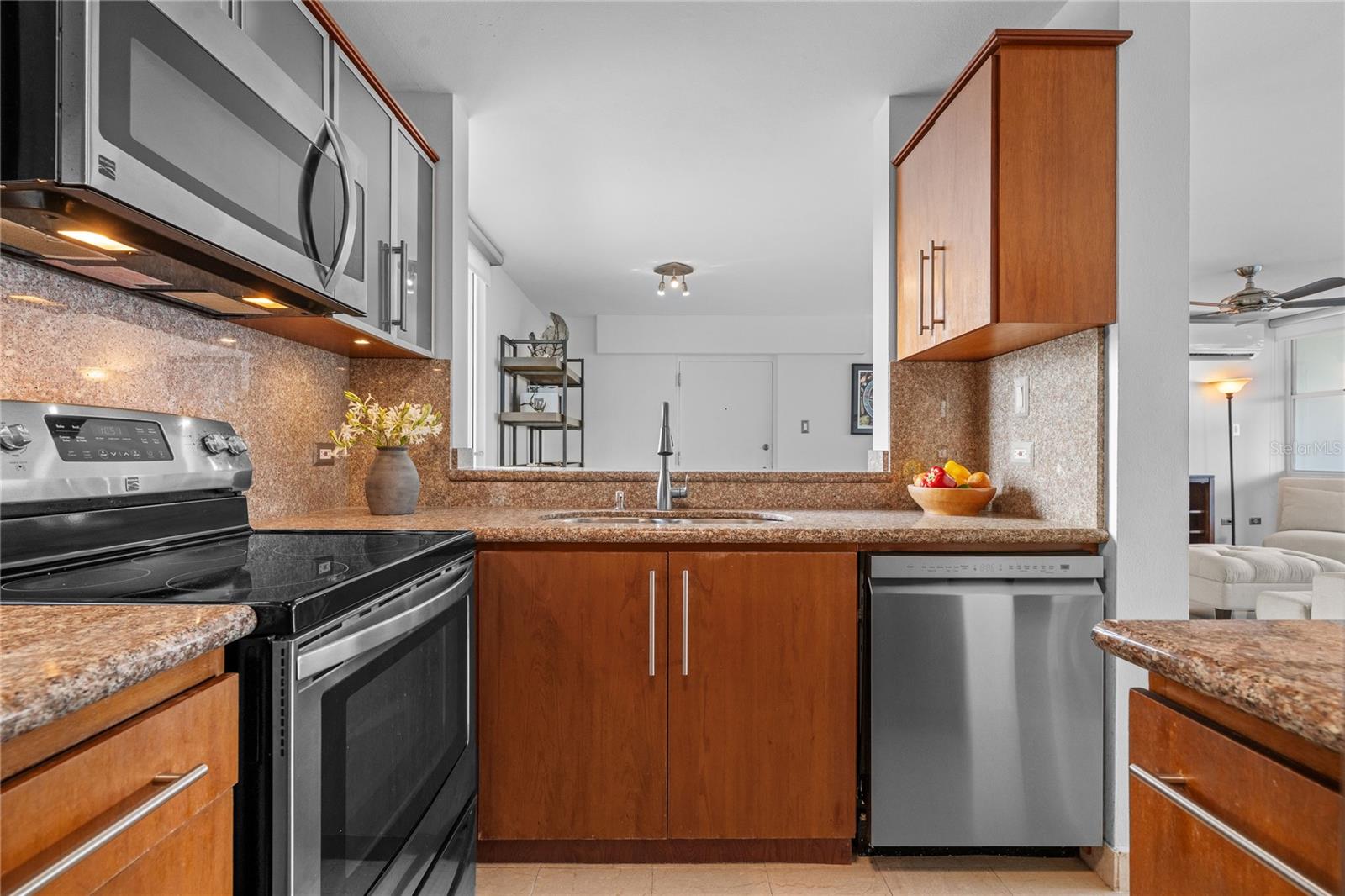 ISLA VERDE - Residential