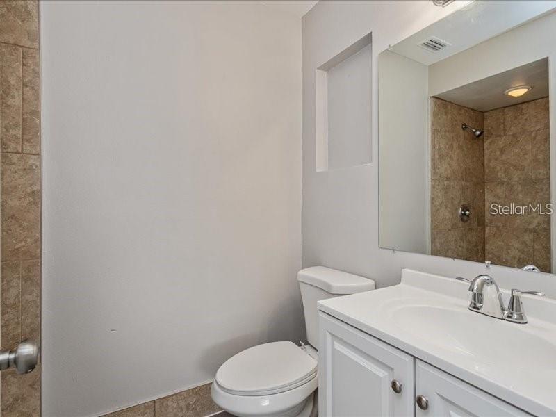 EVANS VILLAGE - Residential Lease