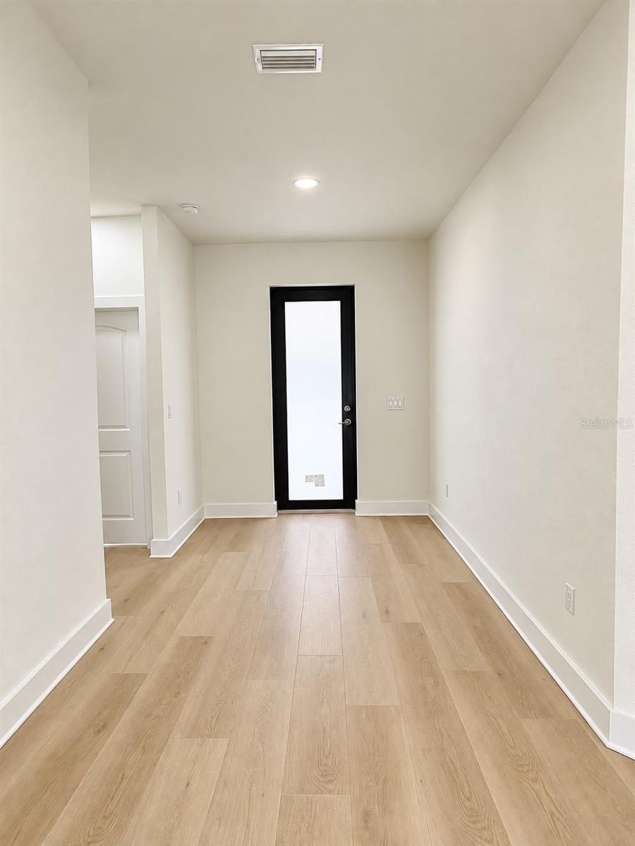11703 COUNTRY CLUB PLACE