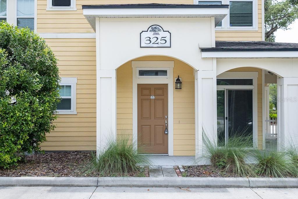 2Bed/ 2Bath unit, located on the ground floor, vinyl plank flooring, stainless steel appliances and granite countertops in the kitchen, and a full-size washer and dryer. Both bedrooms have large walk-in closets. Also, the unit has a private covered patio and an oversized 1-car garage! Located within minutes of Downtown DeLand, Stetson, City Buildings, the Court House, the Hospital, grocery stores, food, fun and more!! Don’t miss the opportunity to make Unit 101 yours!!! (All info to be verified by tenant)