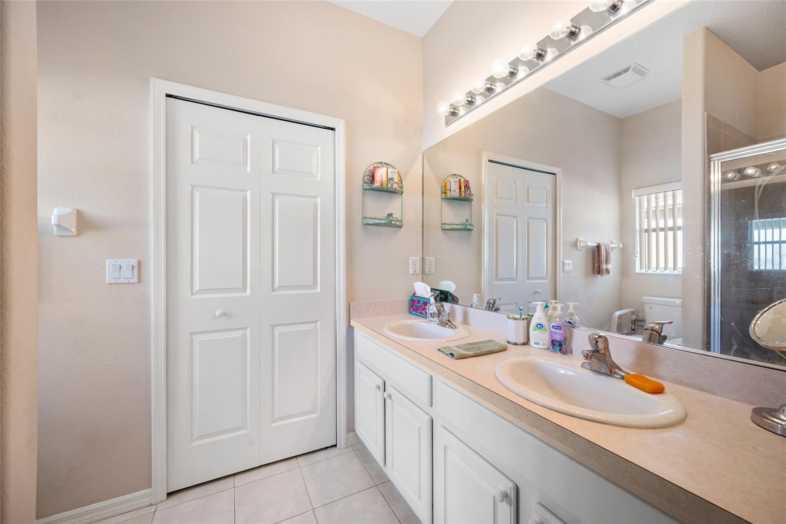 KEY VISTA - Residential