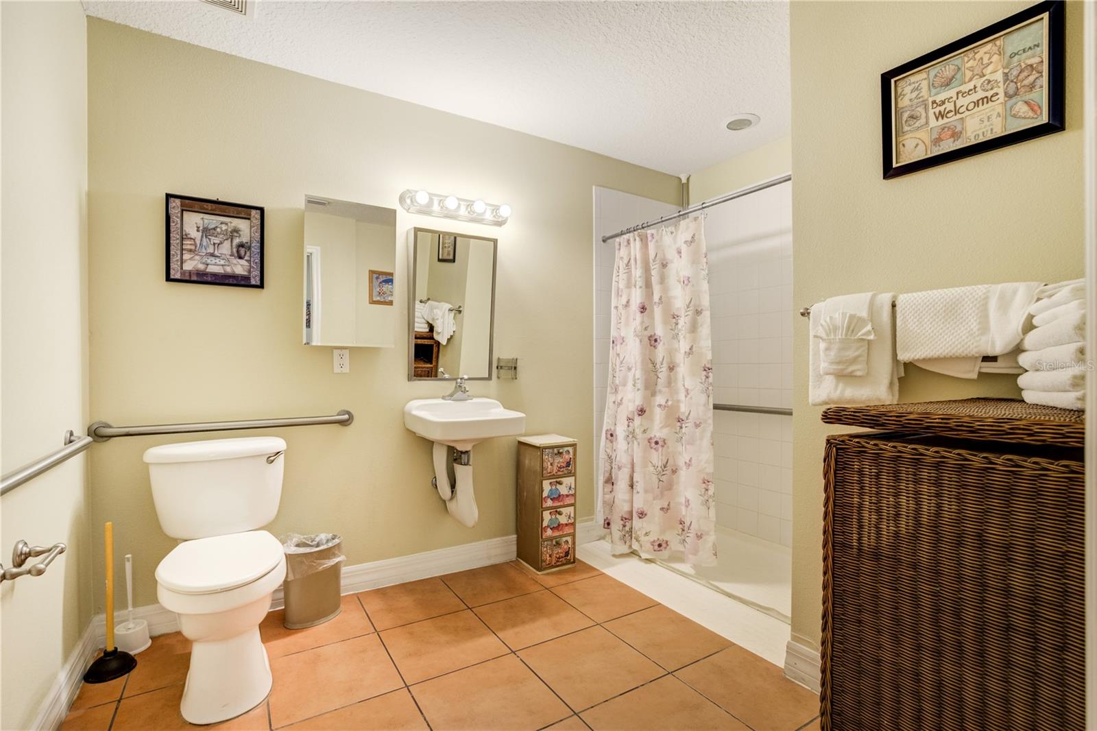 MADEIRA BAY RESORT II CONDO - Residential