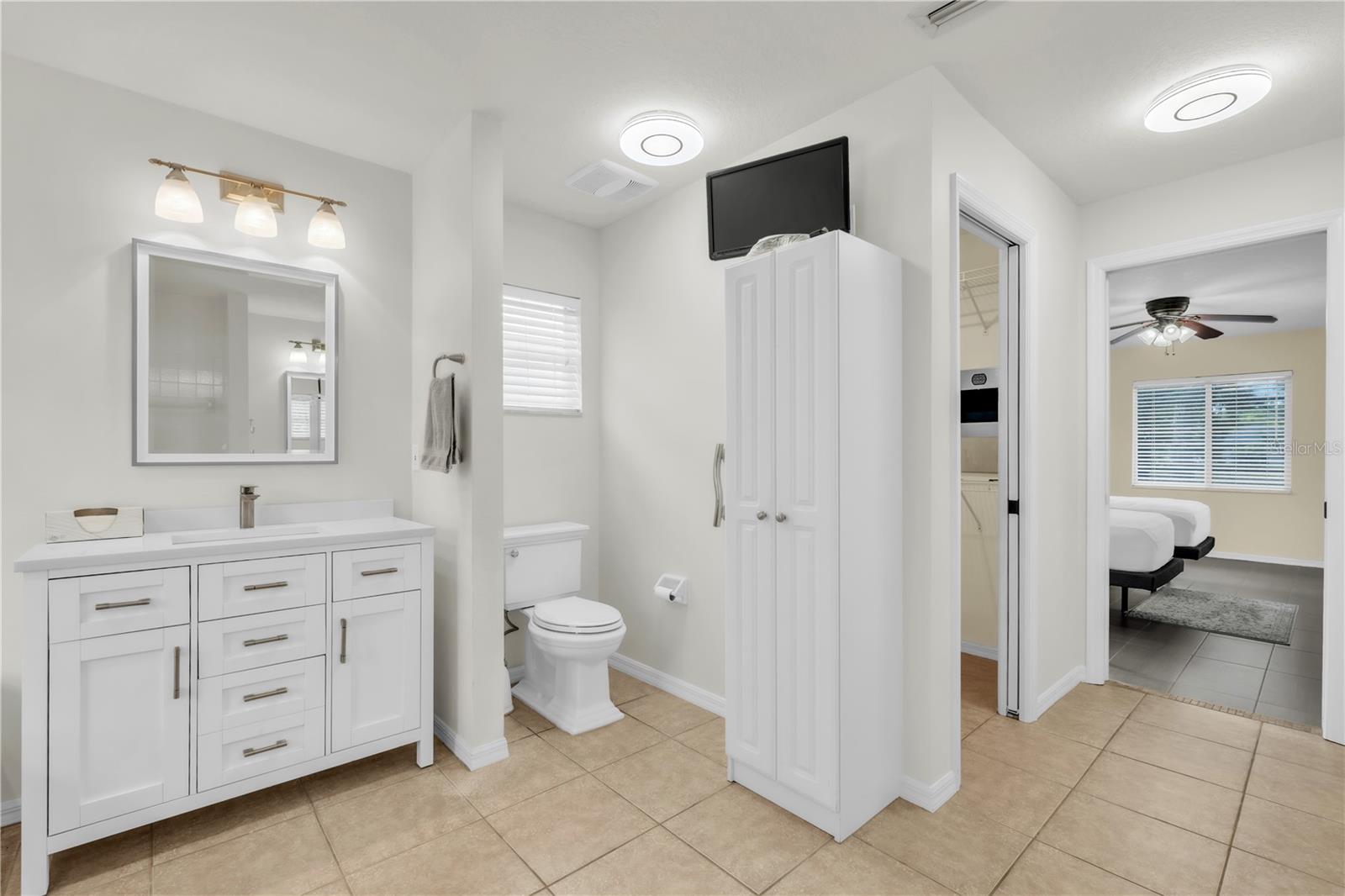 HAMMOCK PLACE II - Residential