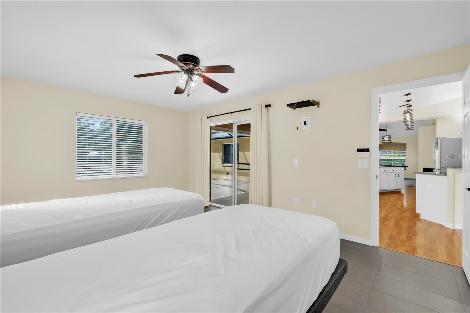 HAMMOCK PLACE II - Residential