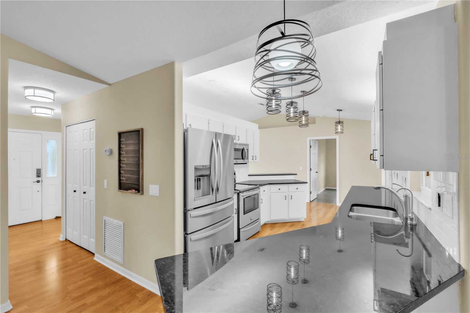 HAMMOCK PLACE II - Residential