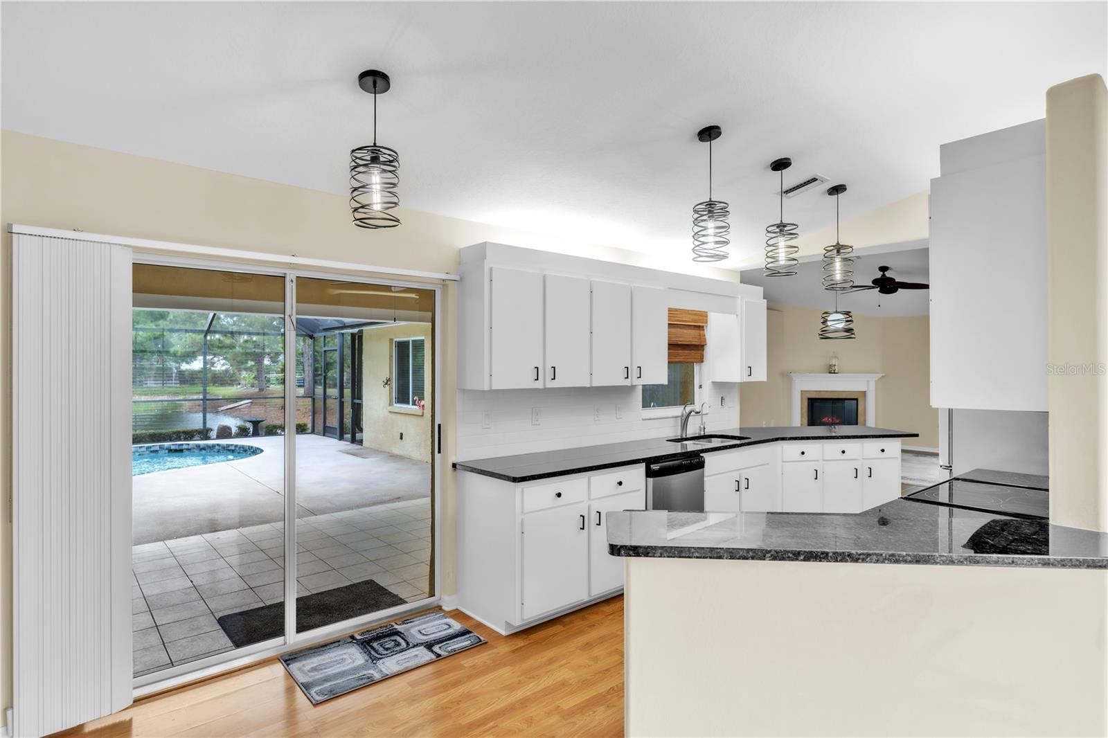 HAMMOCK PLACE II - Residential