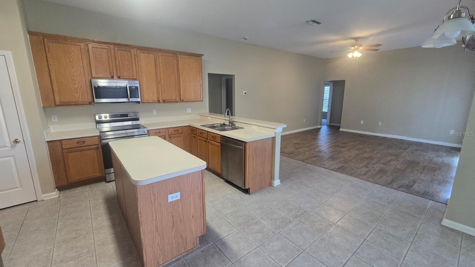 LEXINGTON OAKS VILLAGES 27A & 31 - Residential