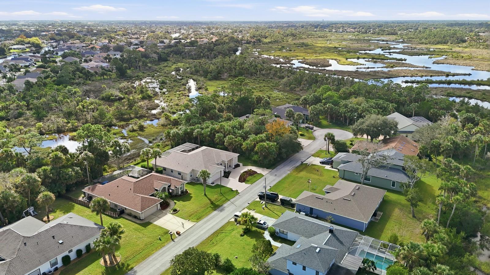 COUNTRY CLUB COVE - Land