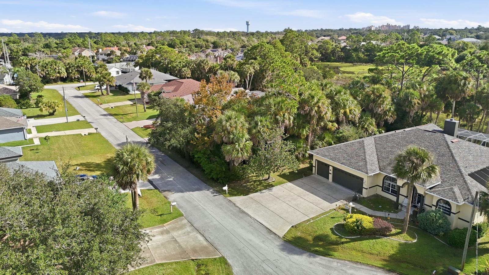 COUNTRY CLUB COVE - Land