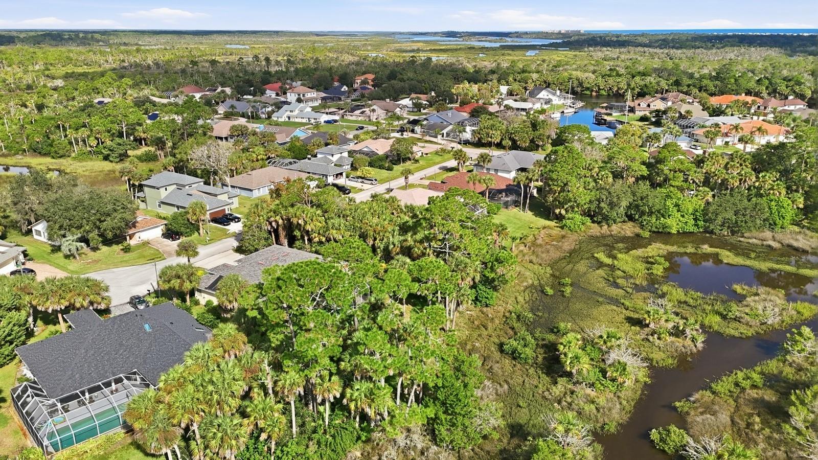 COUNTRY CLUB COVE - Land