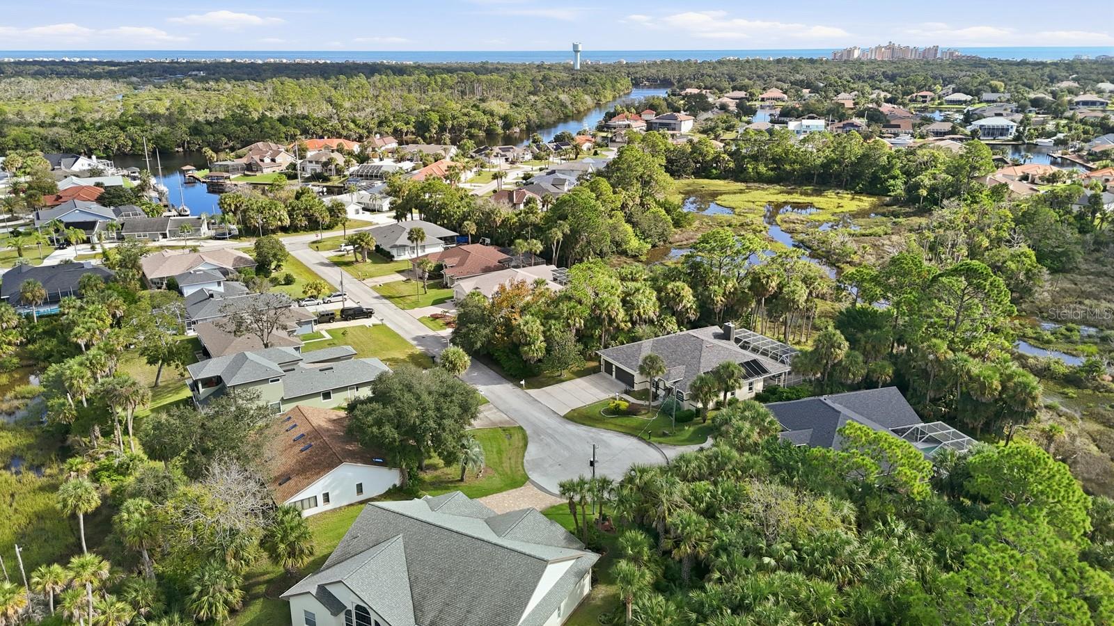 COUNTRY CLUB COVE - Land