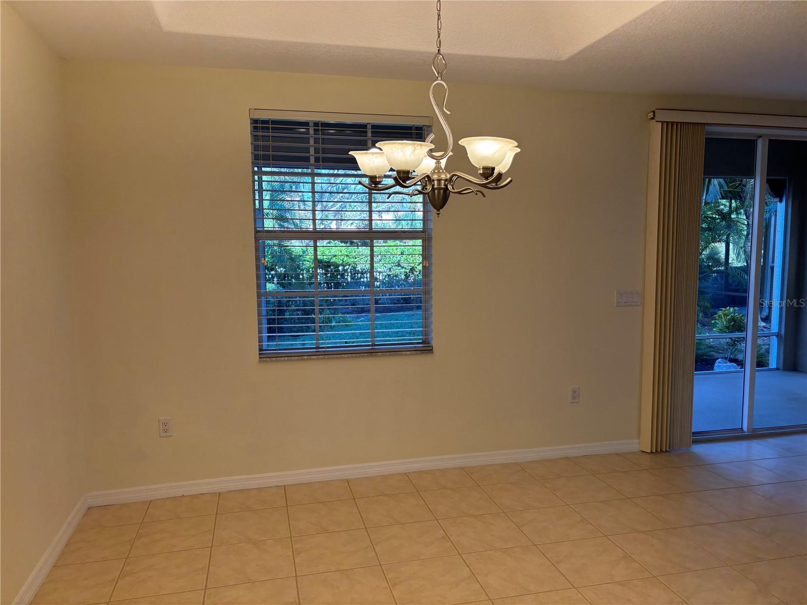 3971 SQUARE EAST LANE 8