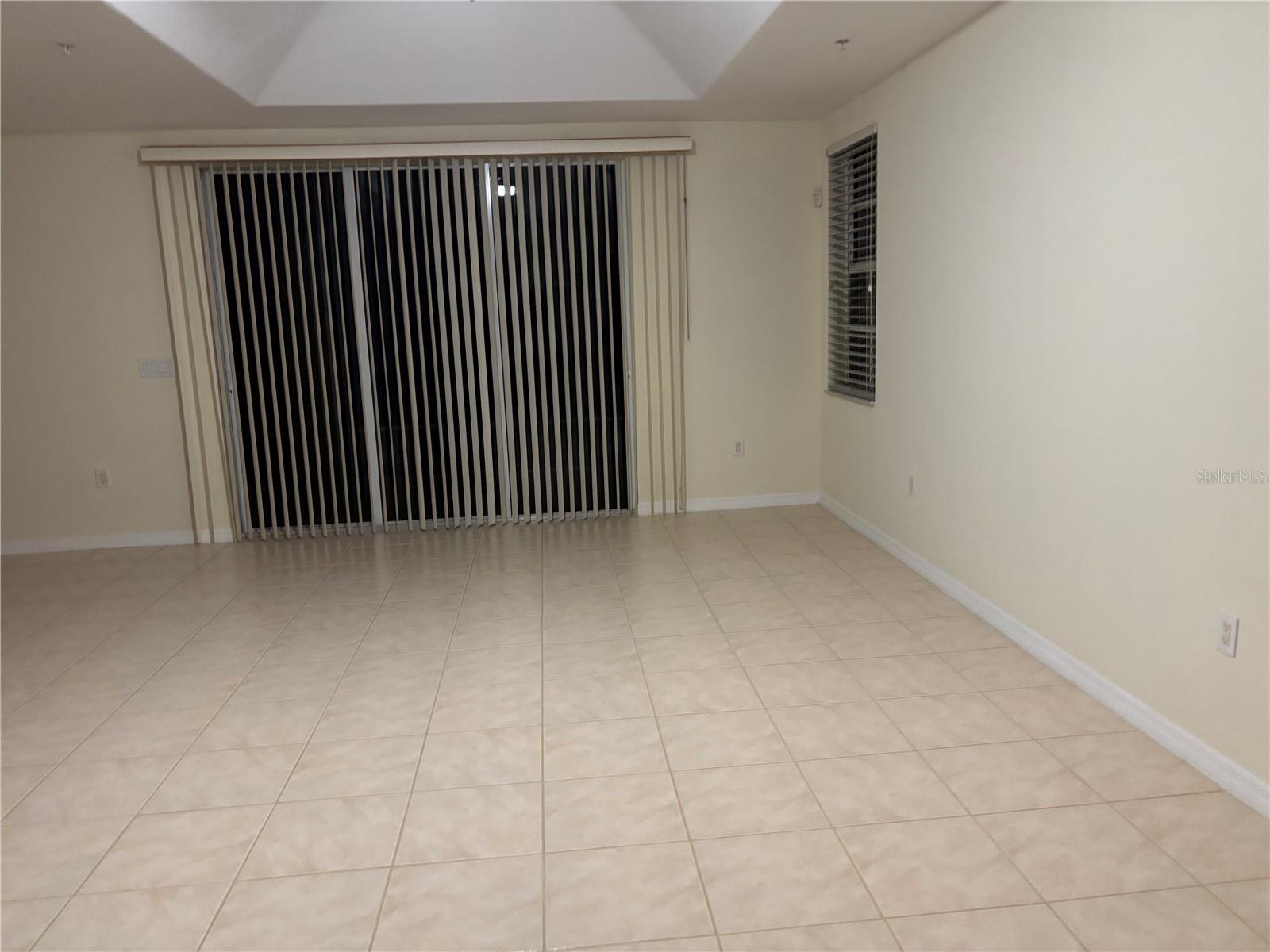 PALMER SQUARE EAST - Residential Lease